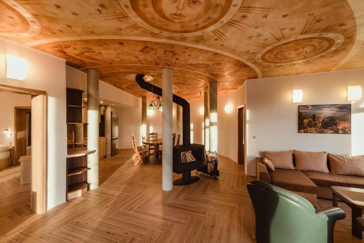 Hotel Dymnik 룸부르크 외부 사진