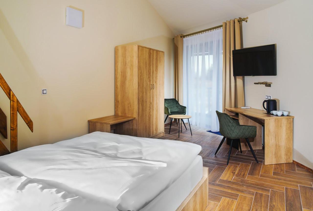 Hotel Dymnik 룸부르크 외부 사진