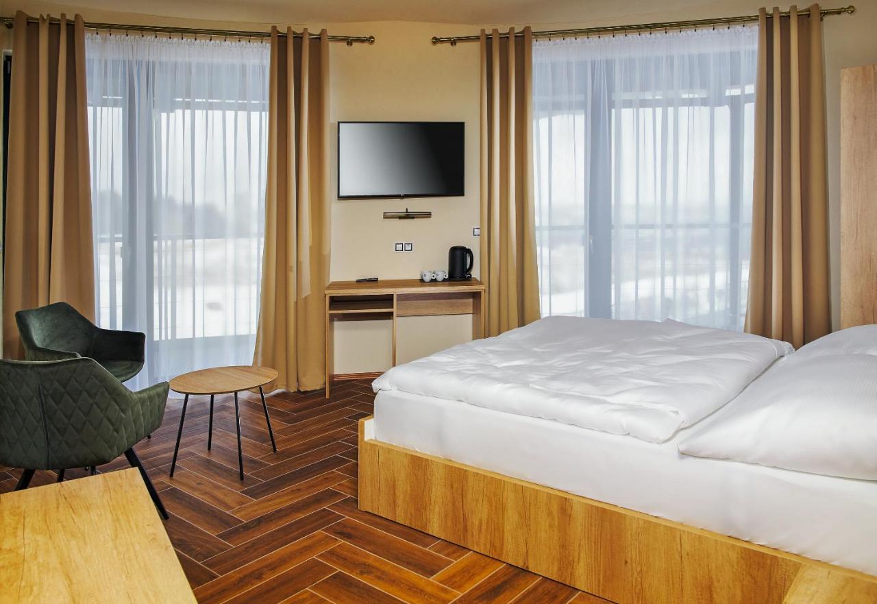 Hotel Dymnik 룸부르크 외부 사진