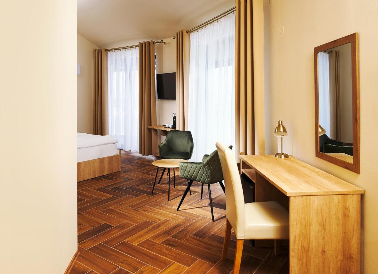 Hotel Dymnik 룸부르크 외부 사진