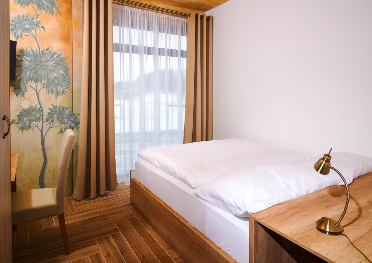 Hotel Dymnik 룸부르크 외부 사진