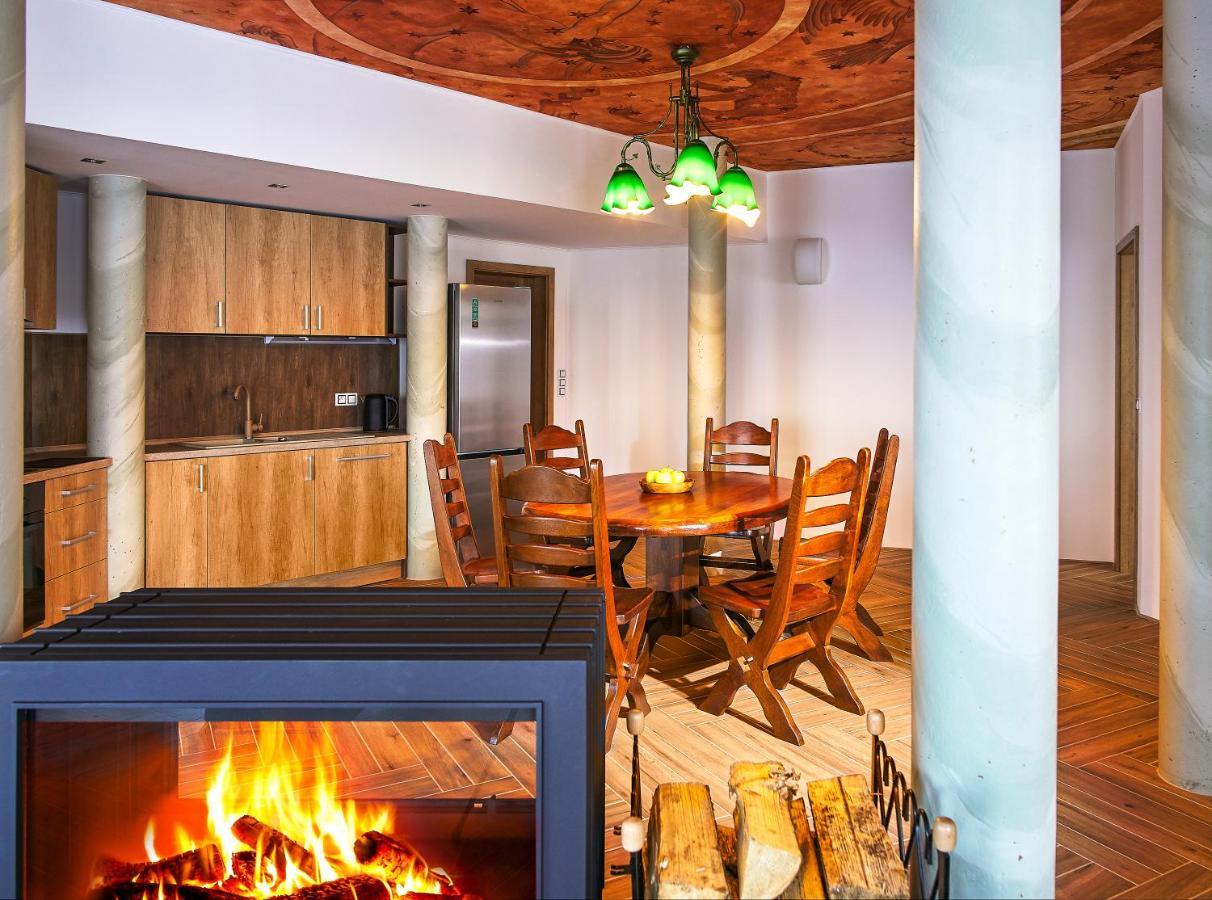 Hotel Dymnik 룸부르크 외부 사진