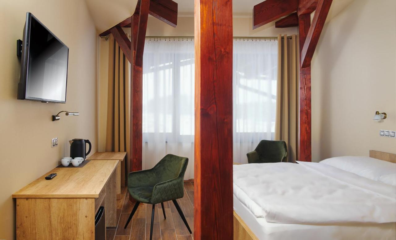 Hotel Dymnik 룸부르크 외부 사진
